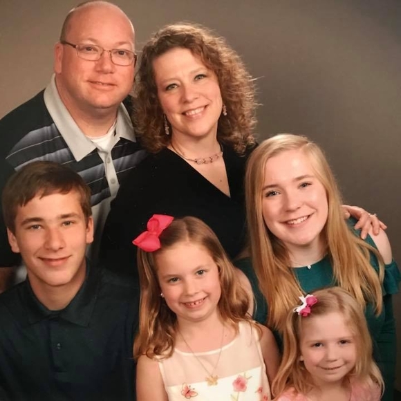 Meet your Posher, Kate - Picture 1 of 1